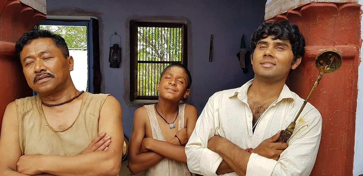 ‘Dada Lakhmi’: A poet gets a due, an actor proves it was long overdue!