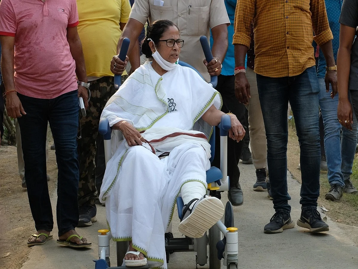 Last three phases in West Bengal election hold the key to the result tomorrow 