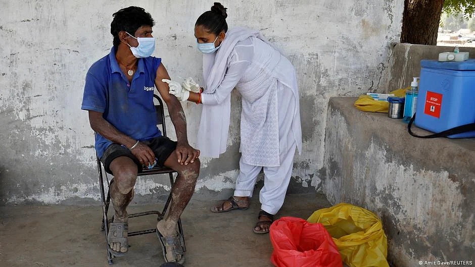 Modi govt’s failure to achieve vaccination target, misplaced trust in private sector has led to fresh crisis