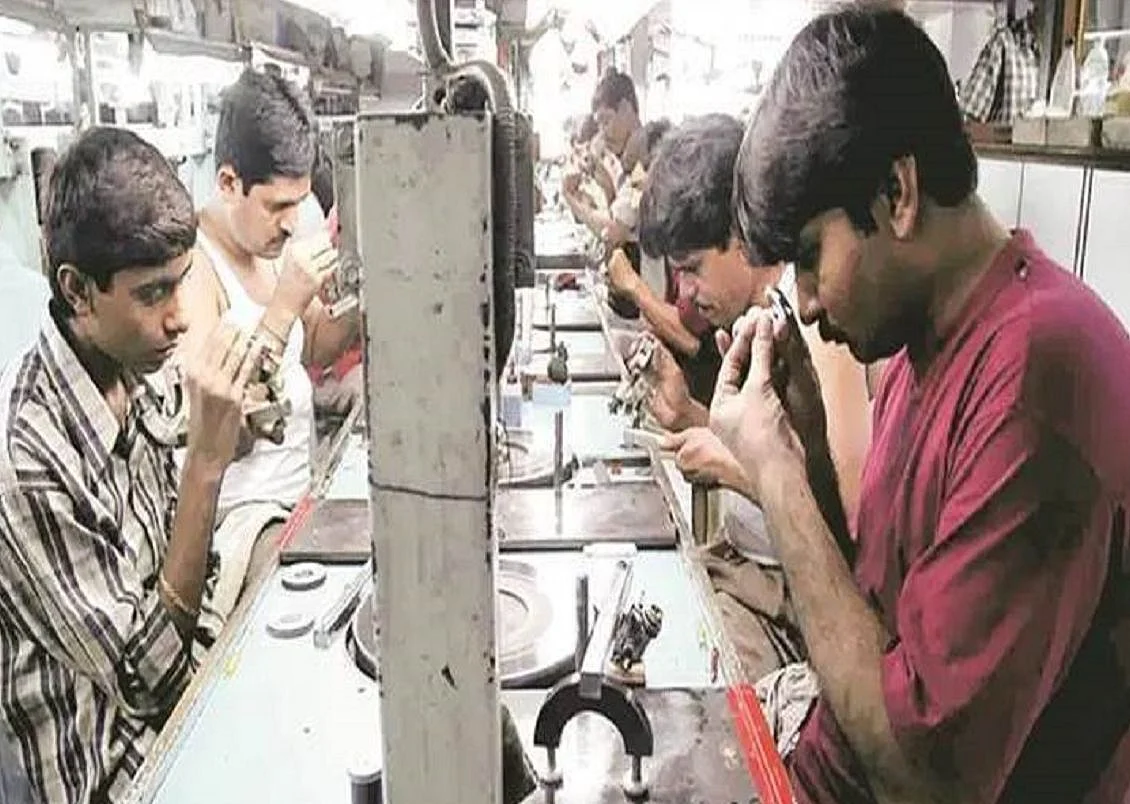 Death and hunger stalk diamond polishing workers in Surat, in Modi-Shah duo’s home state Gujarat