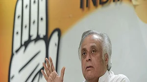 Is Gadkari's boss listening: Congress takes on Modi govt over vaccine shortage