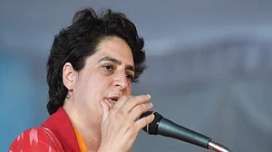 Akhilesh Yadav should have stood by Anita Yadav: Shahnawaz Alam