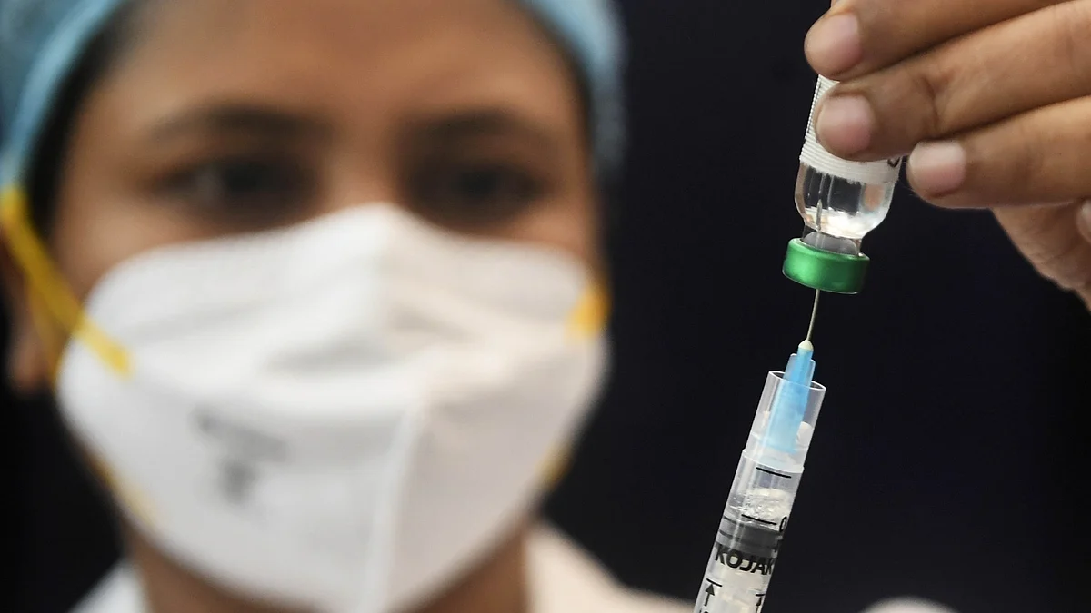 99% fully vaccinated healthcare workers remained safe: Fortis study