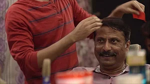 Exploring same-sex love - All about look, smile and touch