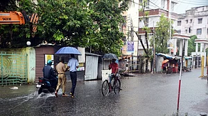 Conditions not favourable for rainfall in Delhi & adjoining states