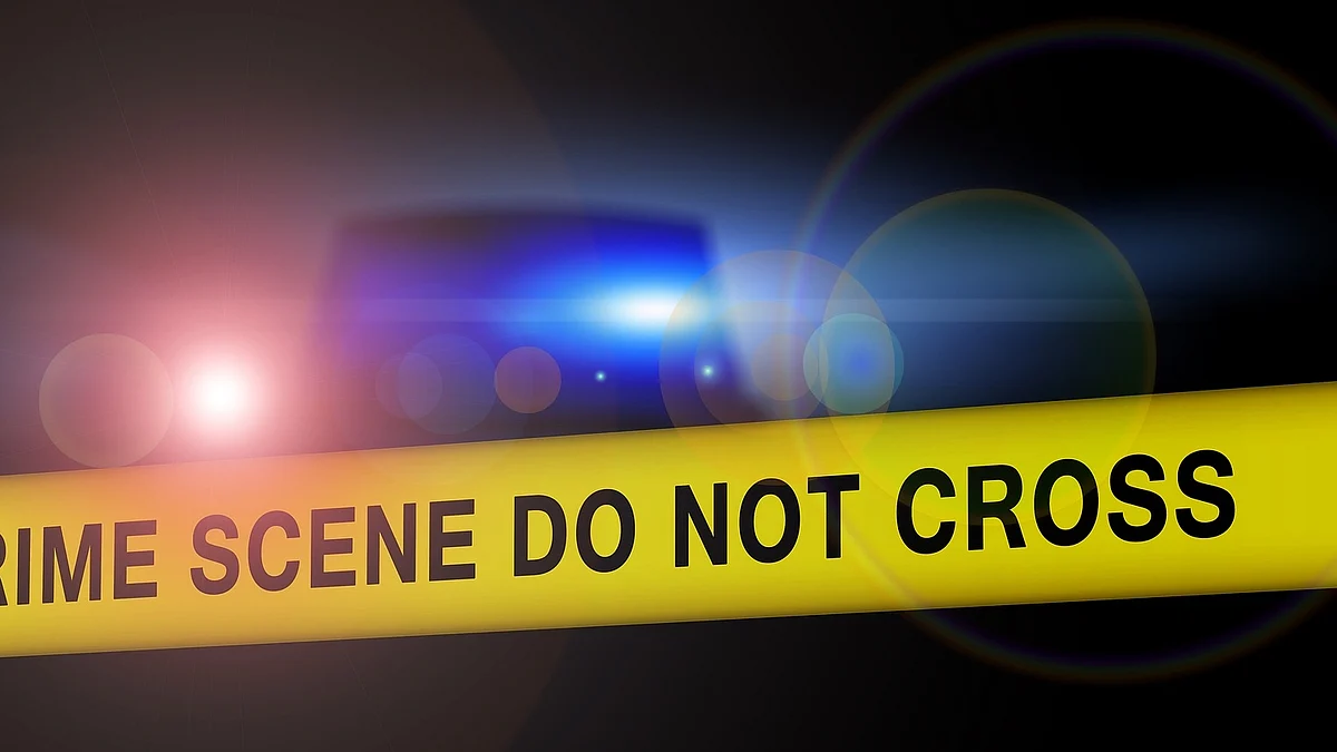 Truck mows down officer, cop; leaves 4 injured