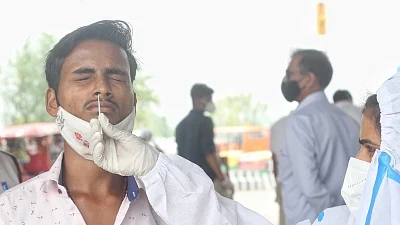 Is second wave of COVID-19 pandemic over? Positivity rate below 5% for 14 days, but experts say end still far