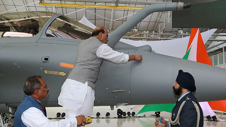 France opens judicial probe into Rafale deal with India, new details emerge