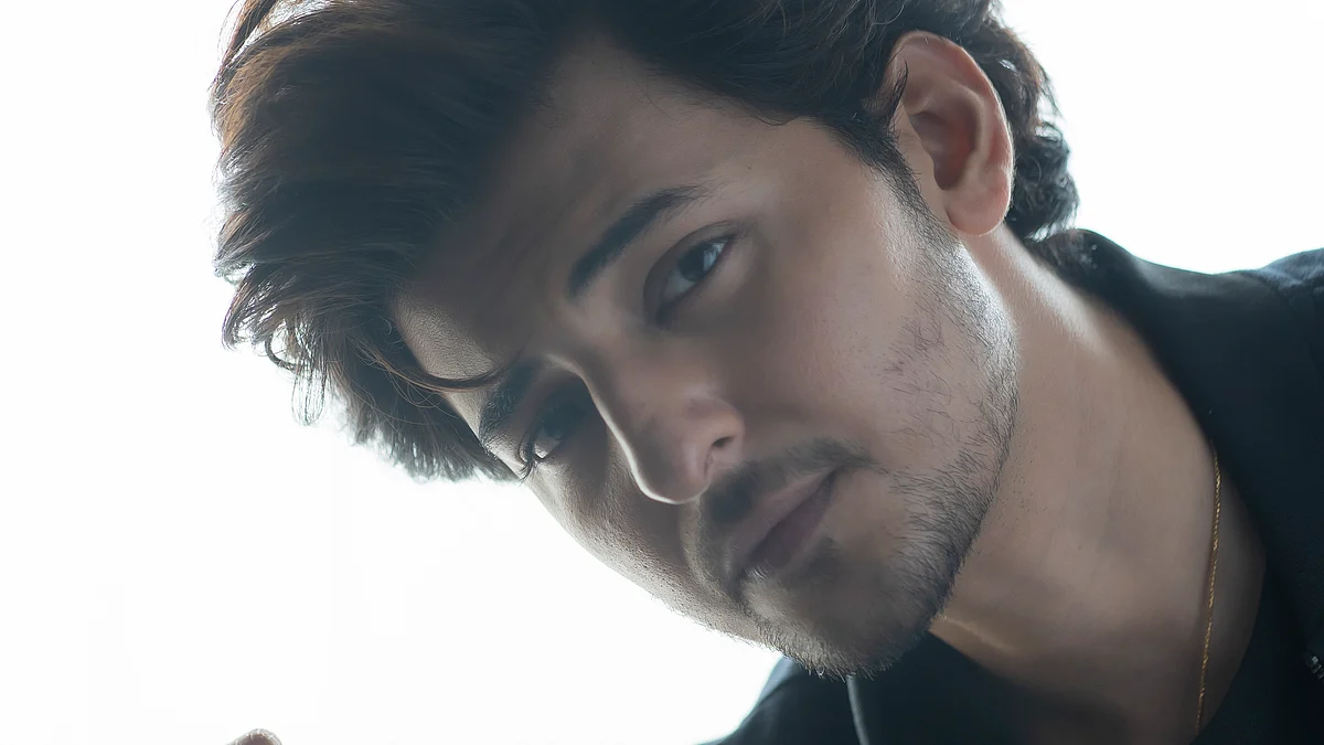 Darshan Raval's latest song, Jannat Ve, released on July 27
