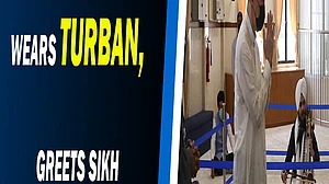 Singapore PM wears turban, greets Sikh community with "Sat Sri Akaal"
