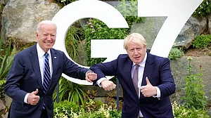 Johnson, Biden vow to work together on Afghan situation