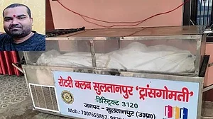 Father preserves son's body in quest of justice