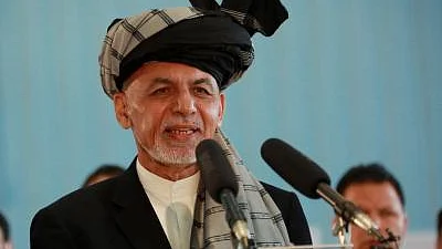 'Damn the rich man and his gang': Afghan Def Min slams Ghani as he flees after Taliban enter Kabul