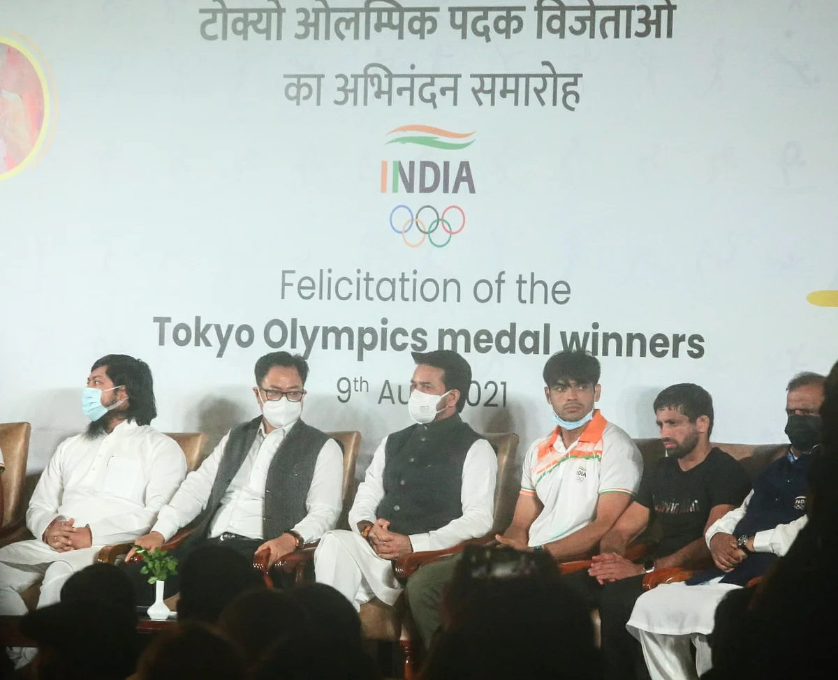 India lays out red carpet for Olympic heroes; felicitated in grand ceremony by government