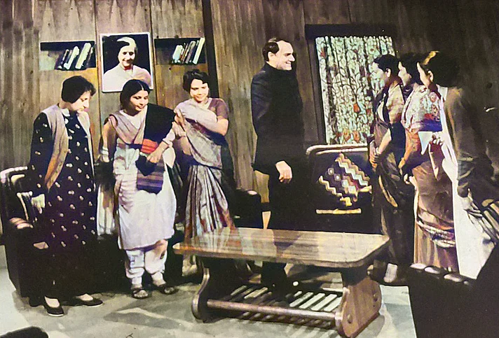 'India Model'  that Rajiv Gandhi promoted focused on IT and telecom with a rural focus