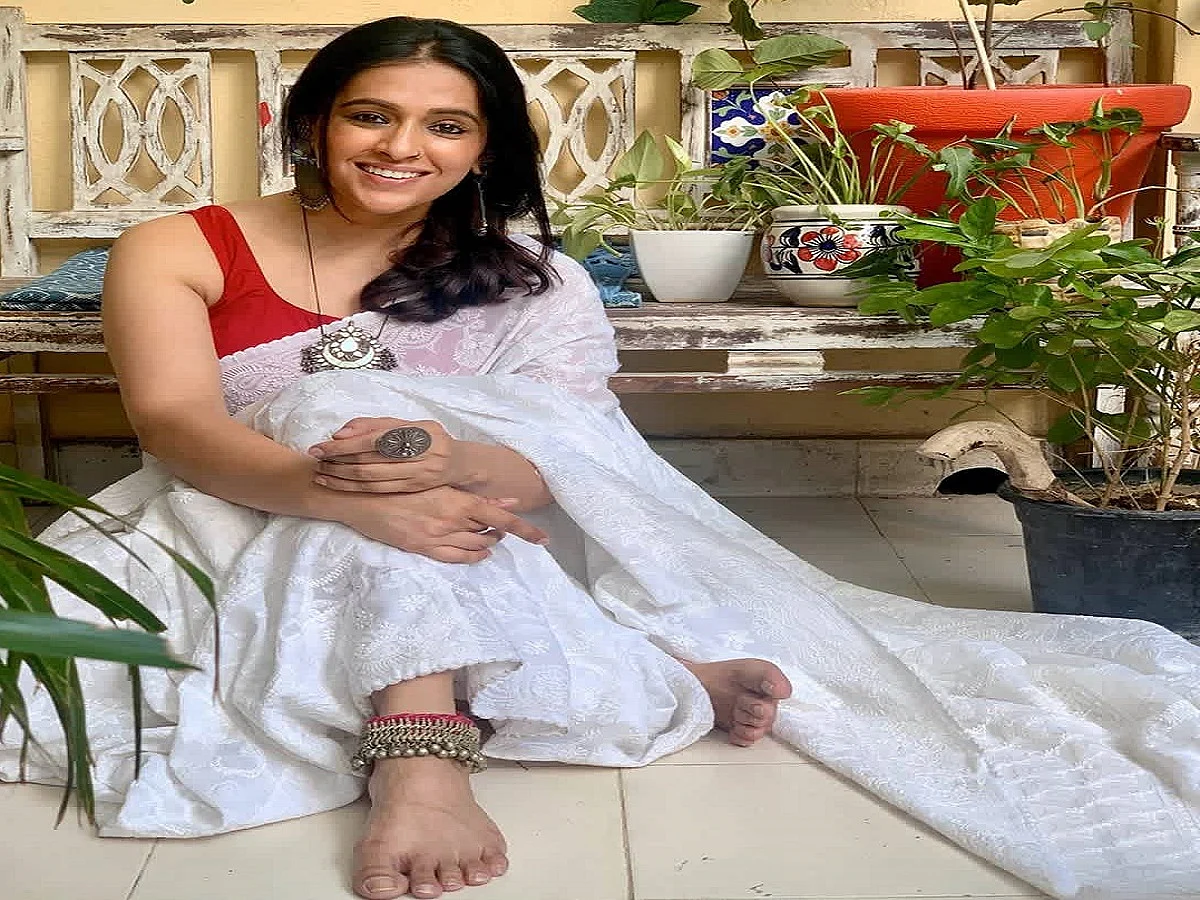 Use and reuse; secondhand shopping picking up among youngsters: Preloved is the new love!