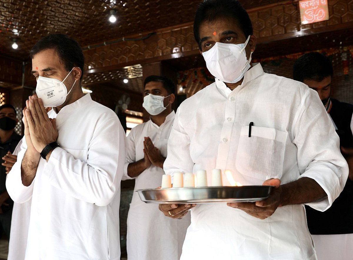  Rahul Gandhi at Mata Kheer Bhawani Mandir, Kashmir