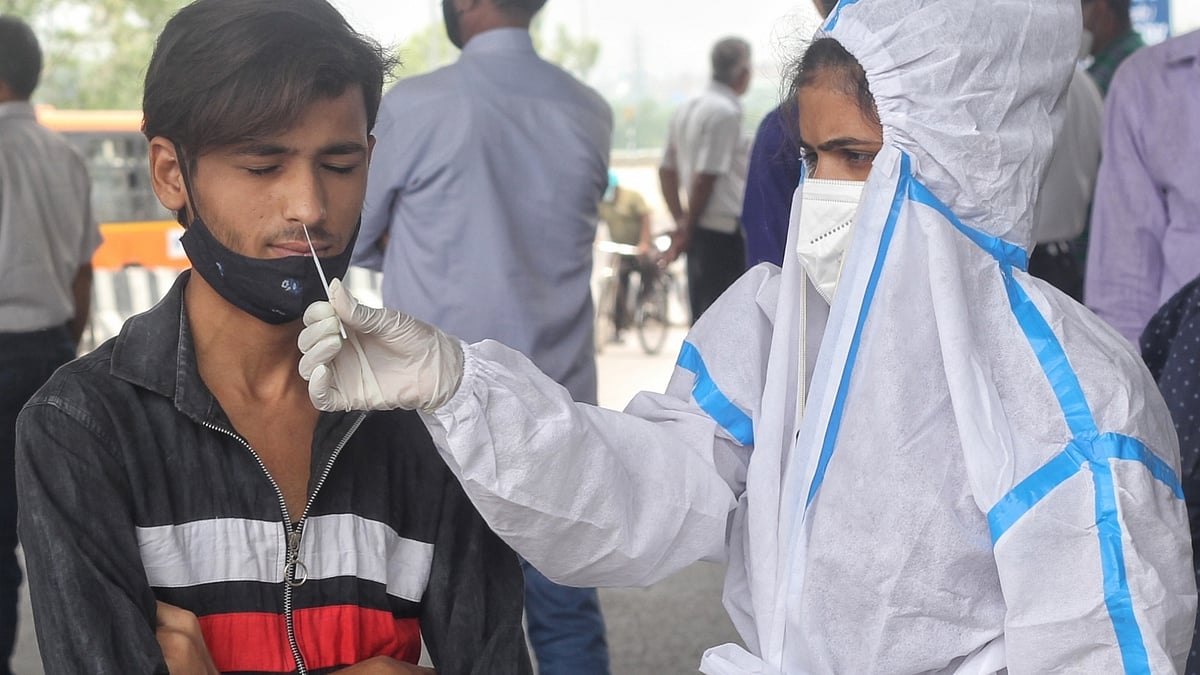 India records 5,700 new COVID-19 cases