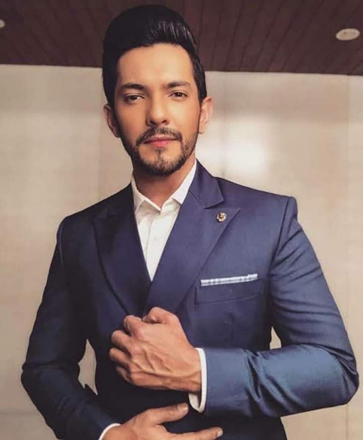 Everyone knows what to gift me says Aditya Narayan turns 34 