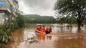 Flood relief: Maharashtra approves Rs 11,500 cr aid package