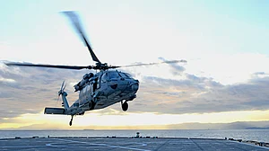 US navy helicopter crashes off Southern California coast