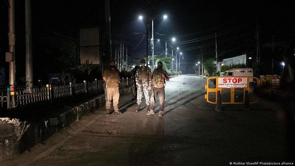 Targeted killings in J&K may spur another wave of migration by minority populace, say observers