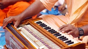 Shrill sounds of ambulance horns to be replaced with musical notes of flute, harmonium