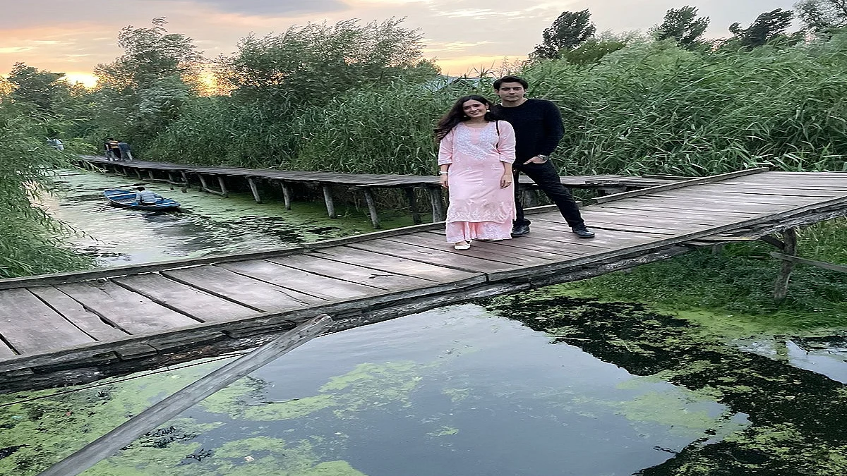 'Sun Le Zara' starring real life couple, Gautam and Pankhuri Rode reflects their magical chemistry!