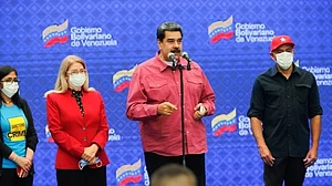 Venezuelan govt calls for end to US sanctions during talks with oppn