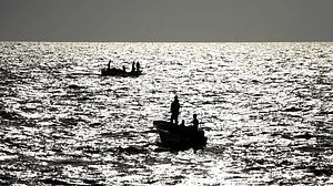 11 missing as overloaded boat capsizes in Wardha River in Maha