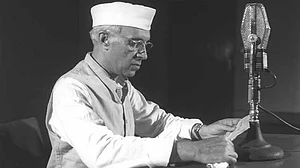 Nehru's Word: Communal problem can best be tackled with Gandhian approach