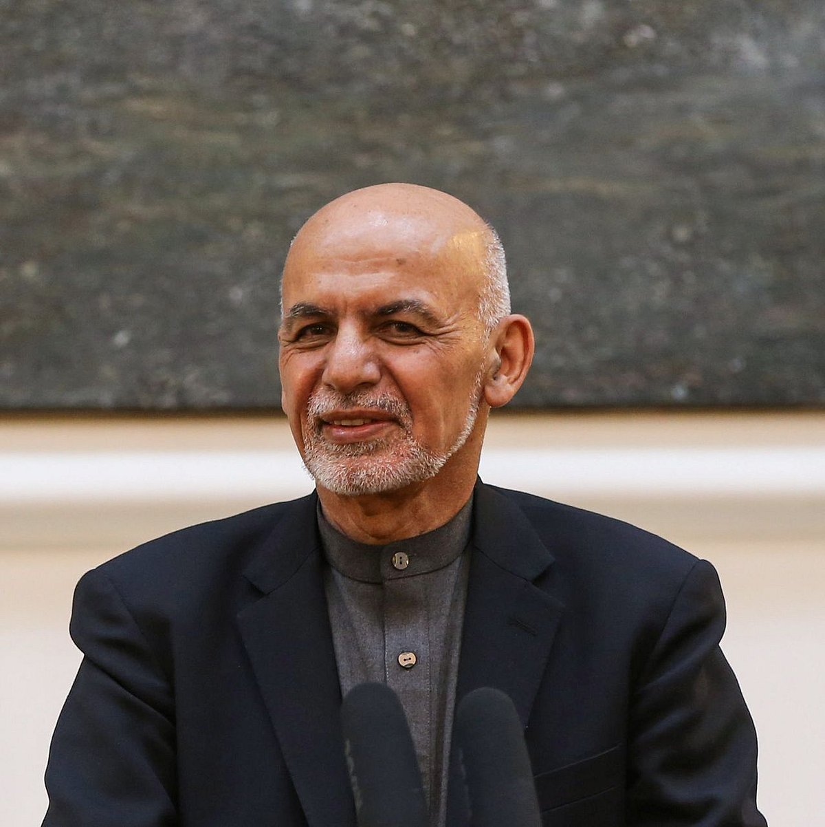 Ex-Afghan leader Ashraf Ghani tweets defence for fleeing