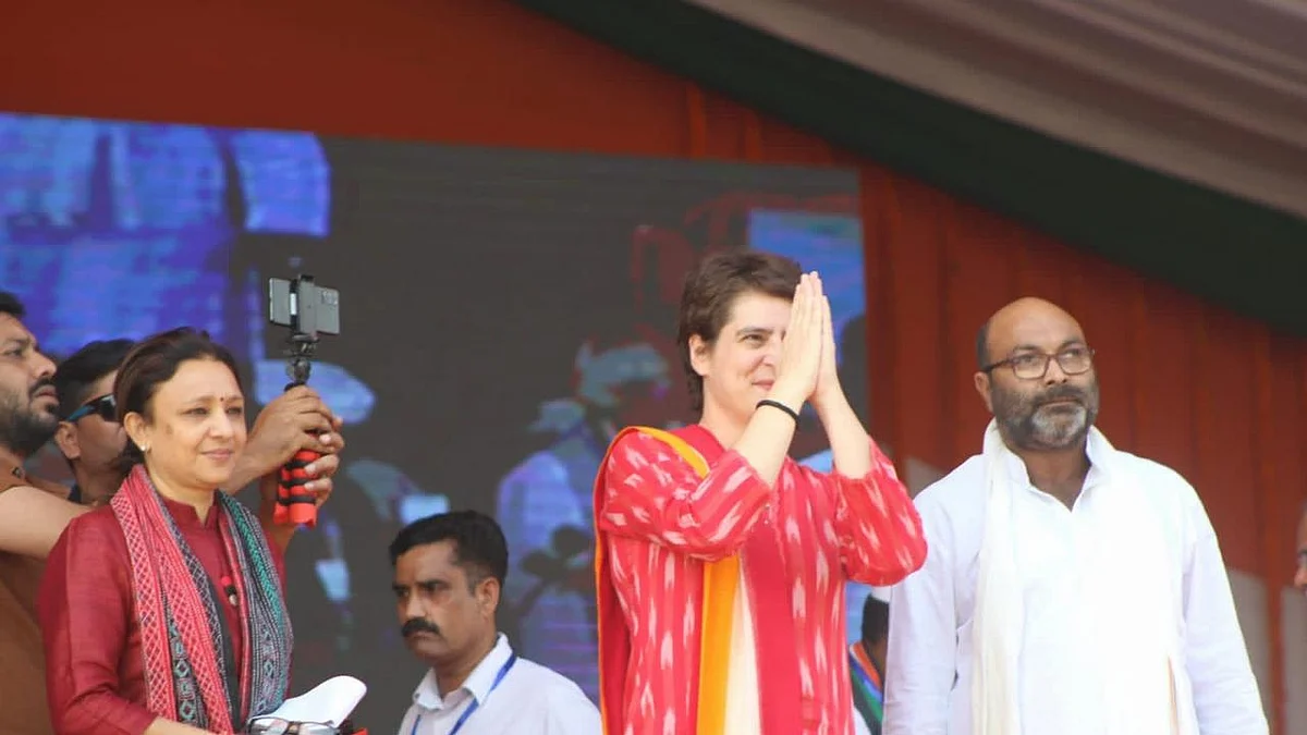 Priyanka Gandhi greets the crowd at the Gorakhpur rally