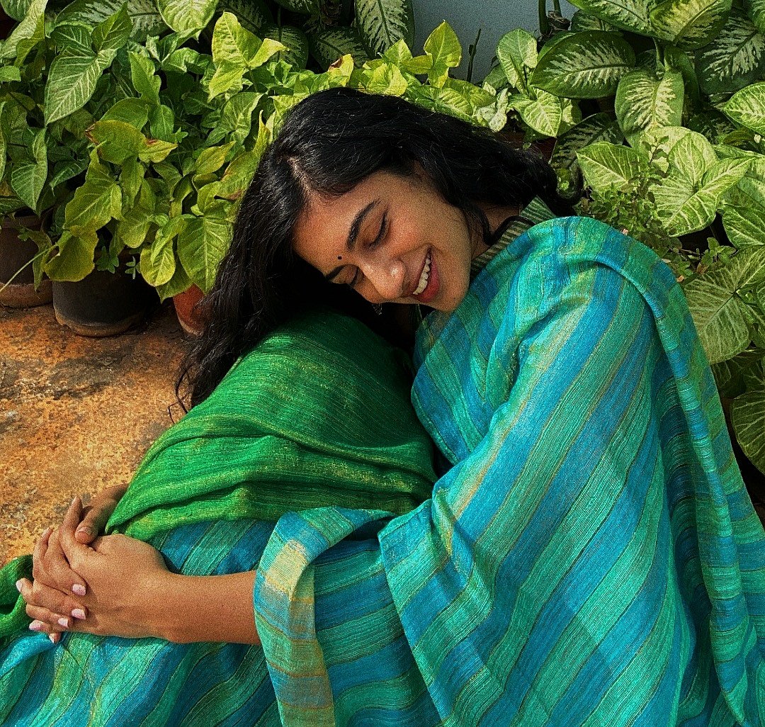 'Akkad Bakkad' is about people, their circumstances, flaws and strong bonds, says Actress Sreya Muthukumar
