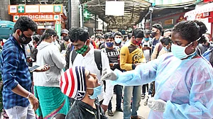 Surge in Covid cases in 16 Karnataka districts; restrictions likely on New Year, Christmas celebrations