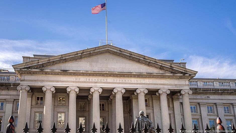 US Senate passes bill to avert government shutdown