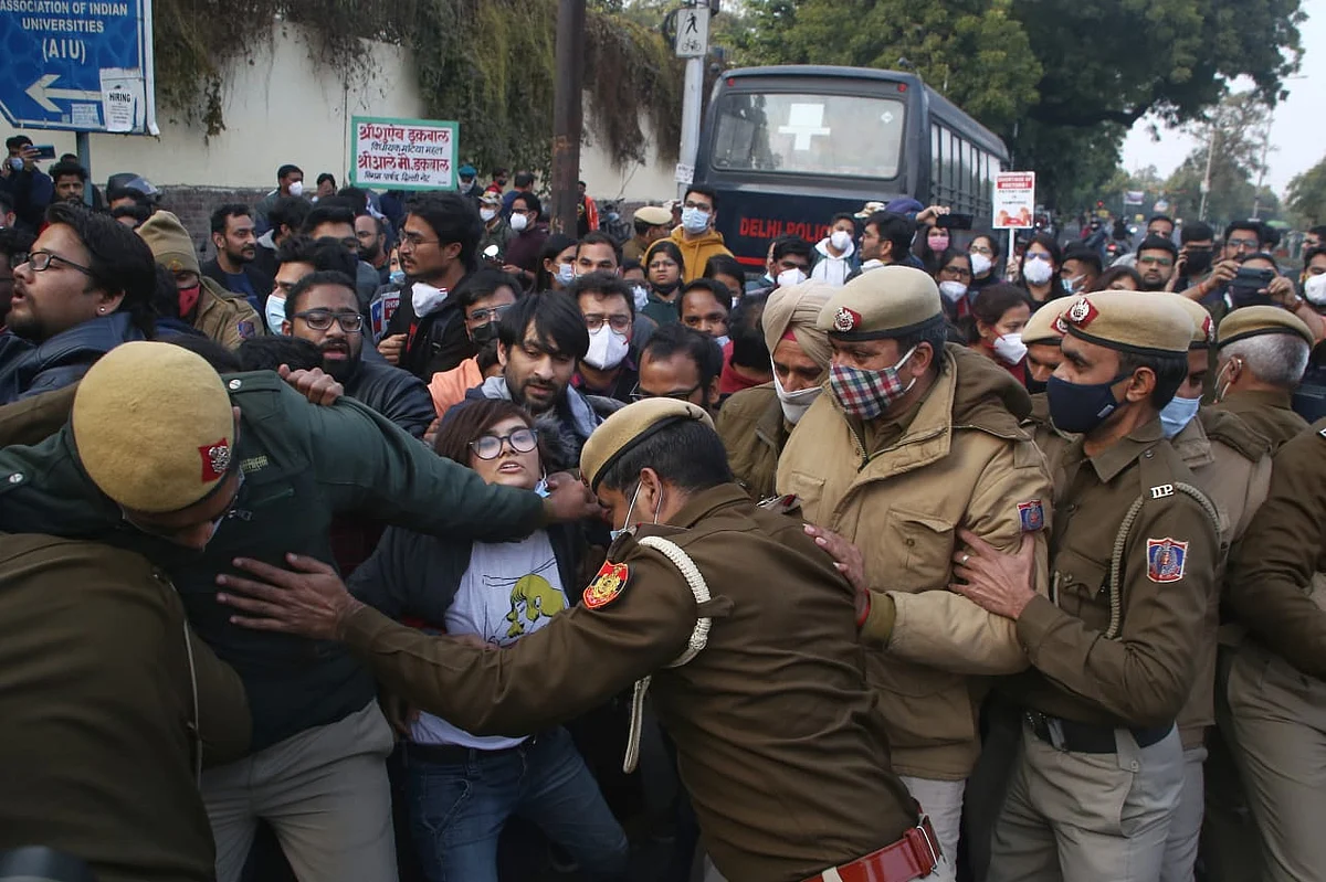 Why Resident doctors are agitated, and what ‘Neros’ ought to do even as COVID third wave knocks on the door