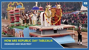 How are Republic Day tableaux designed and selected?