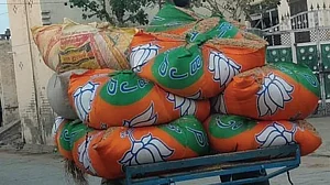 Exodus from BJP in Uttar Pradesh impact prevailing perception but is it too early to bet ?