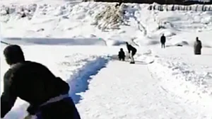 Cricket in the snow in Kashmir gaining popularity, claim clubs and cricketers