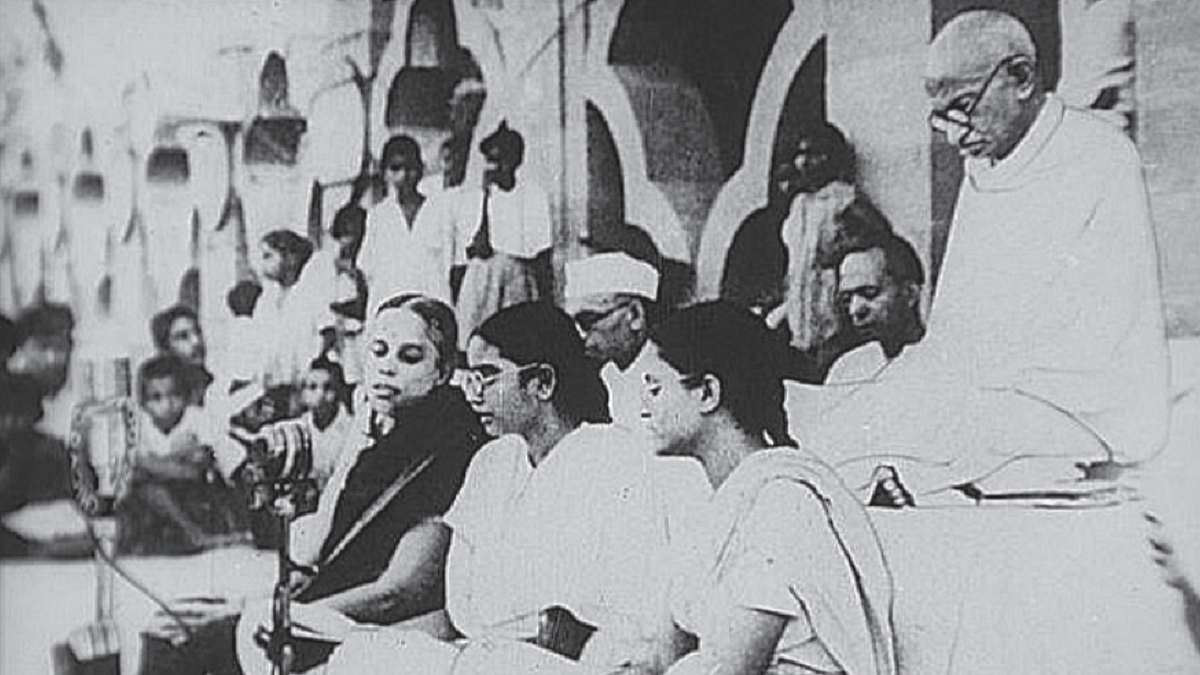 Doublespeak on Mahatma Gandhi: Hypocritical homage to Bapu by his  assassins