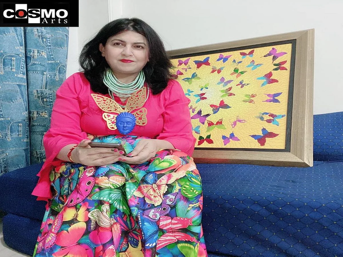 Meet the artist and author working for women empowerment in the field of art