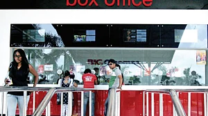 Omicron troubles for Bollywood