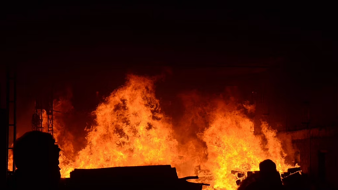Major fire in Mumbai high-rise, two injured