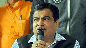 Nitin Gadkari tests Covid-19 positive