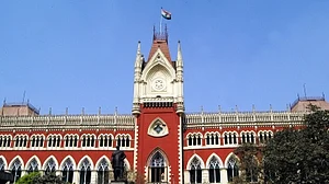 Police can't act biased in permitting political rallies: Calcutta HC