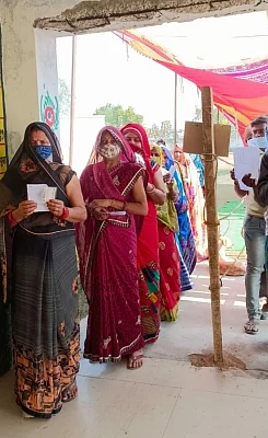 UP records 53.93% voting till 5 pm in fifth phase