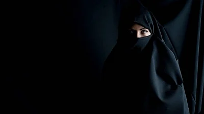 WATCH: Burqa-clad girl turned away from nationalised bank in Bihar's Begusarai