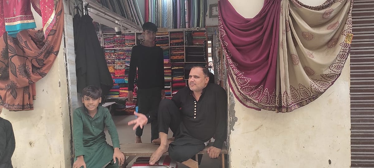 Ground Report from Bijnor: People 'eager to change govt in UP'