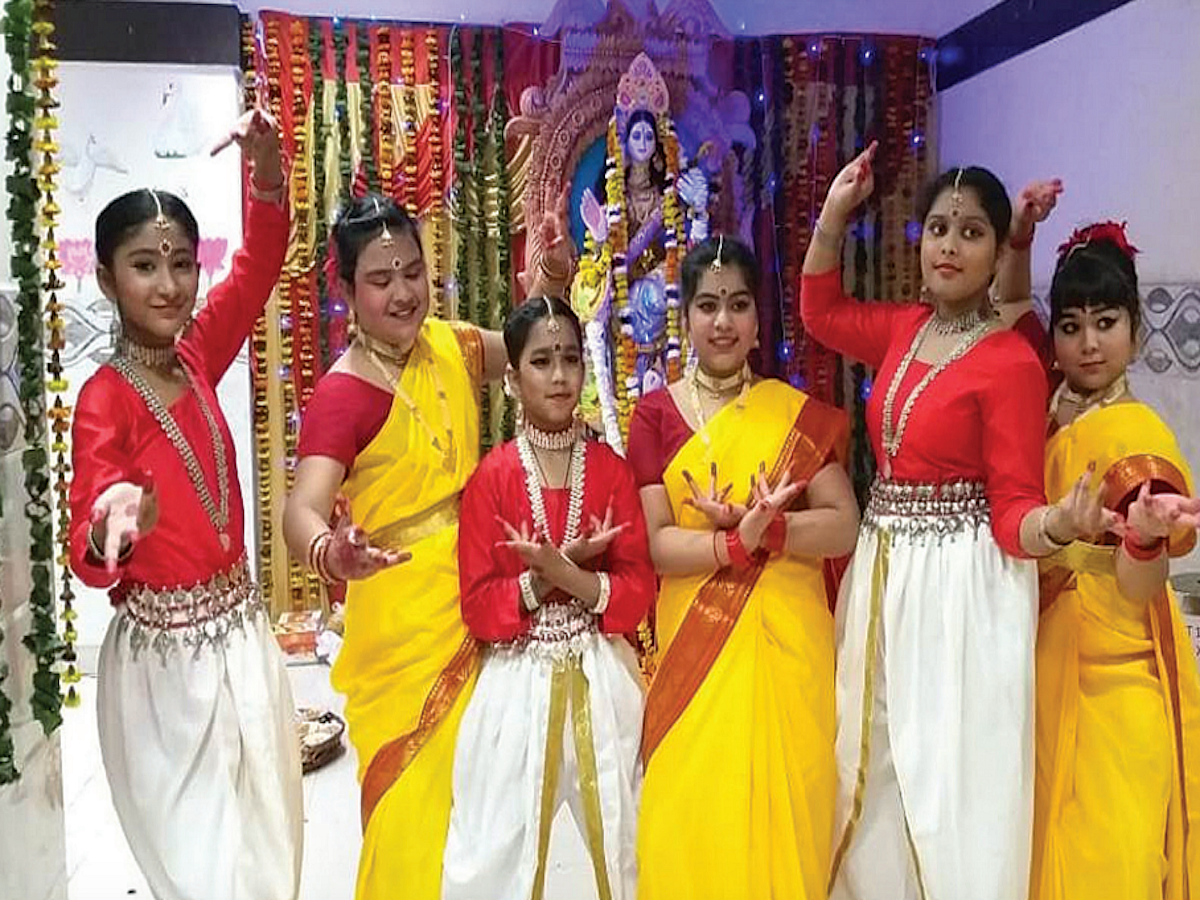 Muslims should fight for ending all religious symbolism in the classroom